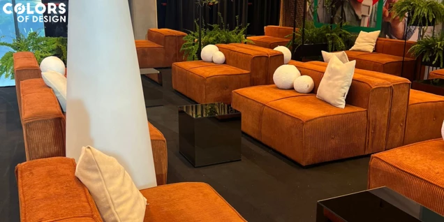 VIP-Bereich mit SZTRUX-Möbeln in der Farbe SAHARA